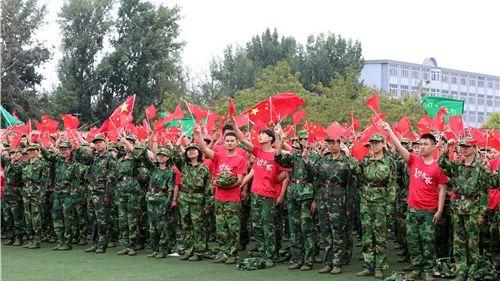 经济总量明年要破1.5万亿,郑州靠什么丨两会快评⑥